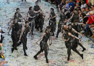 10440728_253844651476738_9198843345587974450_n